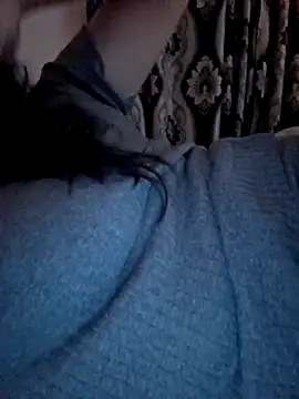 Snapshot of Ariana381 chatting on 10.29.25 Ariana381 online show from 10.29.25