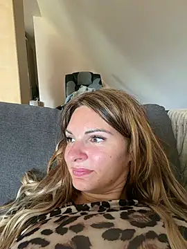 kinkysarahx online show from 07.12.26