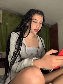 MiaaCute- online show from 11.13.25