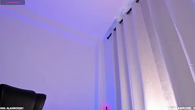 Snapshot of AlanRose01 chatting on 12.01.25 AlanRose01 online show from 12.01.25