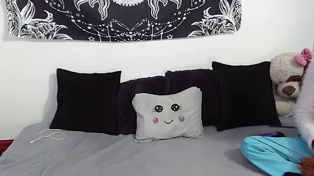 emily n abby online show from 11.21.25