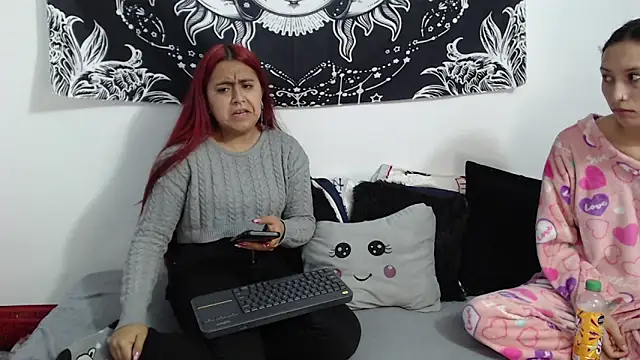 emily n abby online show from 12.01.25