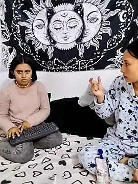 emily n abby online show from 06.15.26