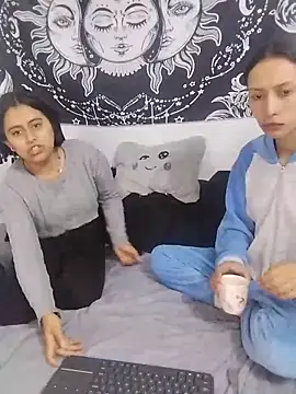emily n abby online show from 06.22.26