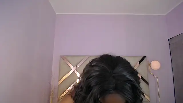 Snapshot of Maiacharris_ chatting on 05.07.26 Maiacharris online show from 05.07.26