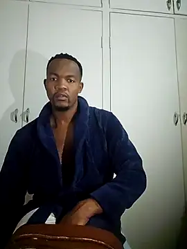 Snapshot of sgid8192 chatting on 11.16.25 sgid8192 online show from 11.16.25