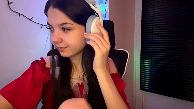 Snapshot of HanaMantanaDell chatting on 02.16.26 HanaMantanaDell online show from 02.16.26