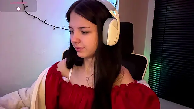 Snapshot of HanaMantanaDell chatting on 03.03.26 HanaMantanaDell online show from 03.03.26