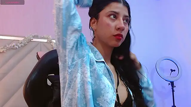 Adisson Tay online show from 11.20.25