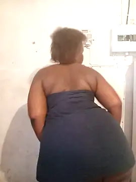 Roronae online show from 11.04.25