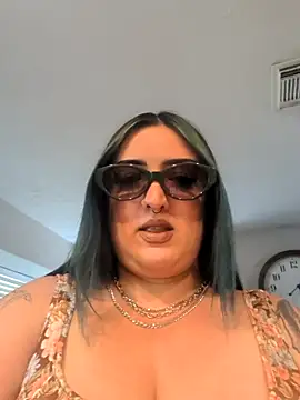ImKatMeow online show from 04.25.26