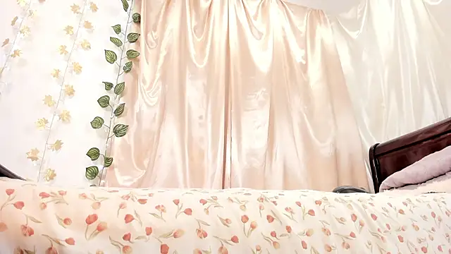 Milie yue online show from 11.24.25