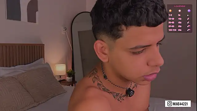 Snapshot of Little_Emma_11 chatting on 03.03.26 Little Emma 11 online show from 03.03.26