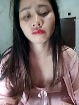 Snapshot of Chmdiemd chatting on 10.22.25 Chmdiemd online show from 10.22.25