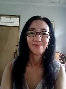 princessD077 online show from 10.25.25