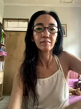 princessD077 online show from 11.13.25