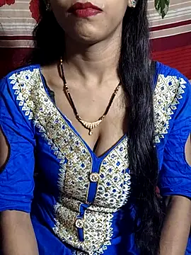 Itz Aisha   online show from 10.31.25