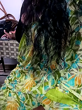 Snapshot of Sravya__ chatting on 11.03.25 Sravya online show from 11.03.25