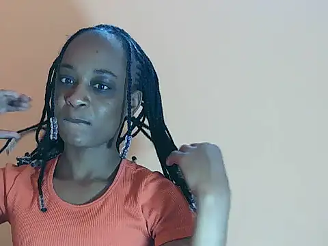 Mamecamila07 online show from 10.17.25