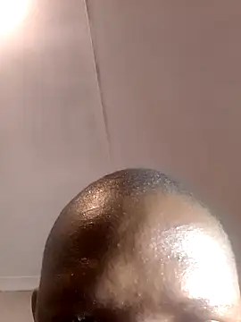 Snapshot of besterman chatting on 11.13.25 besterman online show from 11.13.25