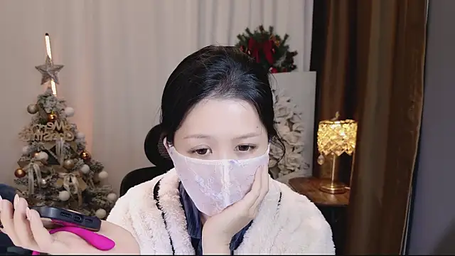 Snapshot of 798PPTT chatting on 12.17.25 798PPTT online show from 12.17.25