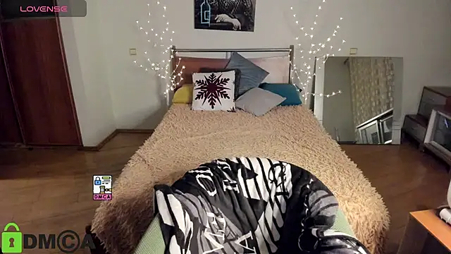 A Skyy online show from 04.21.26