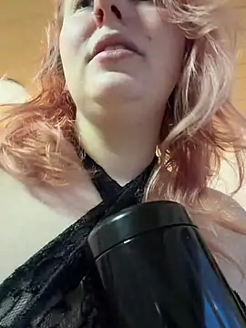 Snapshot of Onlymiasophie chatting on 02.02.26 Onlymiasophie online show from 02.02.26