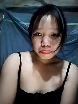 linh-miu99 online show from 10.23.25