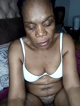 Snapshot of Hotcougar chatting on 10.30.25 Hotcougar online show from 10.30.25