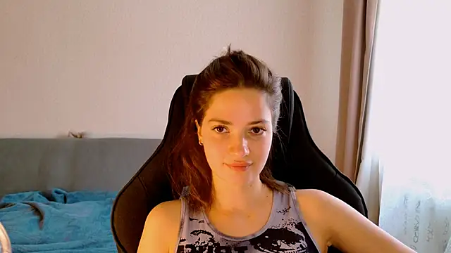 KiraVair online show from 06.14.26