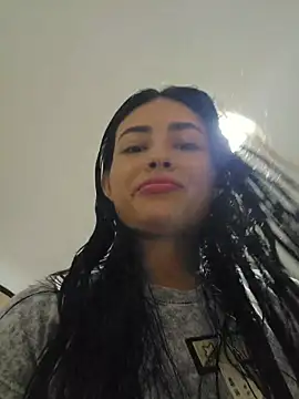 Snapshot of ViolettRouse chatting on 11.17.25 ViolettRouse online show from 11.17.25