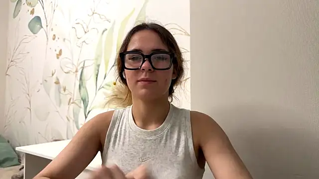 LunaAfrodita online show from 10.20.25