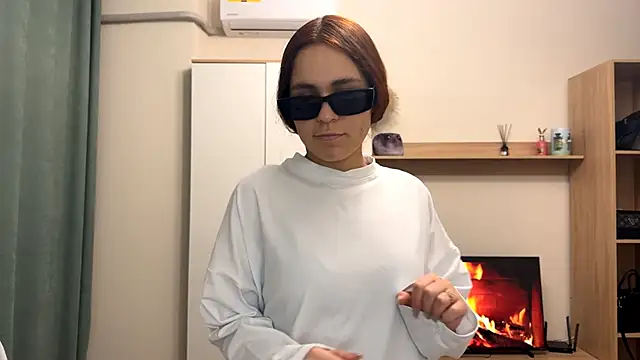 LunaAfrodita online show from 11.13.25