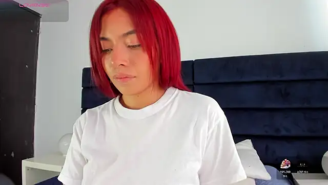 melanie roux   online show from 02.10.26