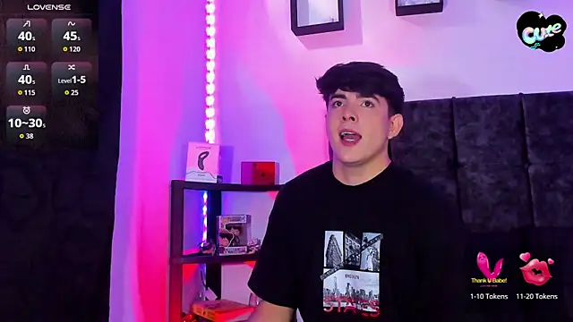 Theo Noxxx online show from 11.16.25