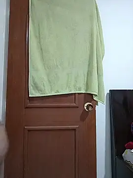 Ladyswap online show from 11.30.25