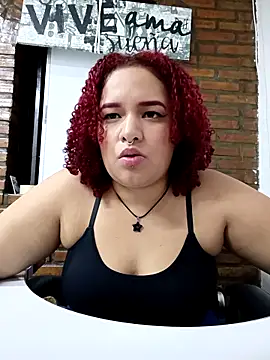 Snapshot of Curly-98 chatting on 10.18.25 Curly-98 online show from 10.18.25