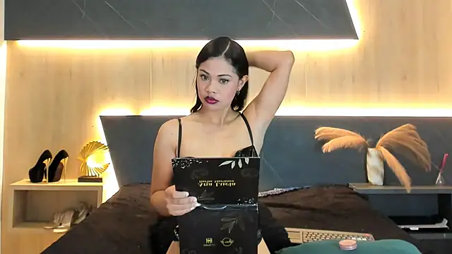 LorenaVarga online show from 05.02.26