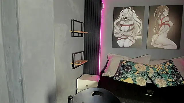 Snapshot of Sweet_sumisive chatting on 11.17.25 Sweet sumisive online show from 11.17.25