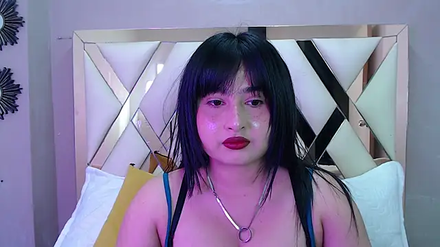 Snapshot of Sweet_sumisive chatting on 12.03.25 Sweet sumisive online show from 12.03.25