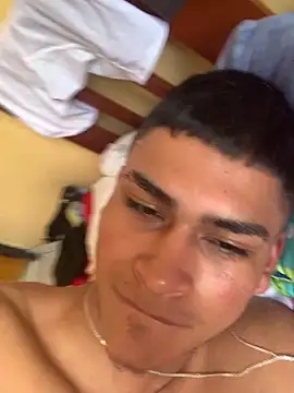 Emiliano Reyes online show from 11.26.25