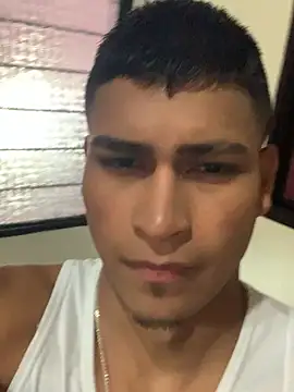 Emiliano Reyes online show from 04.23.26