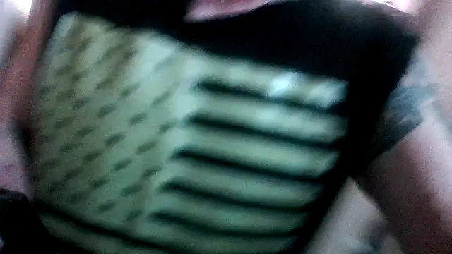 Snapshot of bigdaddyrooster chatting on 03.10.26 bigdaddyrooster online show from 03.10.26