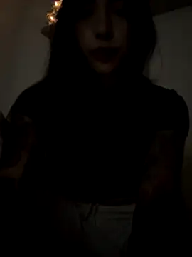 valeriahornier online show from 12.22.25