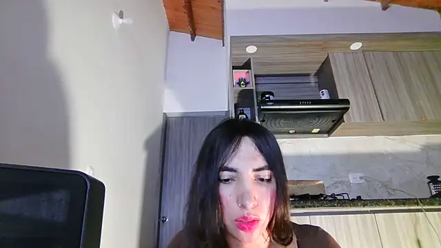 Snapshot of valeriahornier chatting on 06.11.26 valeriahornier online show from 06.11.26