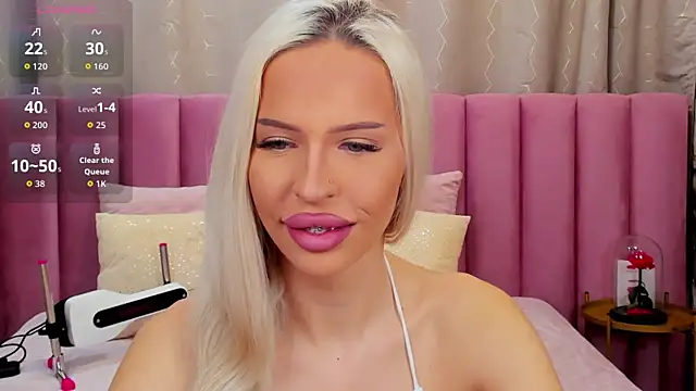 KailaCrystall online show from 11.24.25