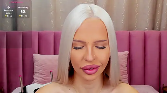 KailaCrystall online show from 11.27.25