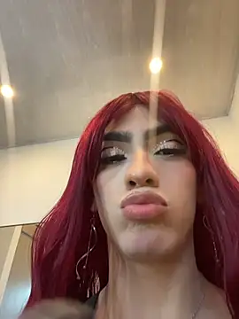 Agattha22 online show from 11.17.25