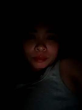 Snapshot of Squirrel-Pear chatting on 11.05.25 Squirrel-Pear online show from 11.05.25