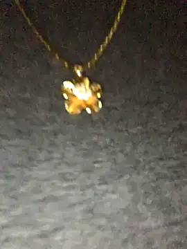 Snapshot of Kylie_beem chatting on 11.08.25 Kylie beem online show from 11.08.25